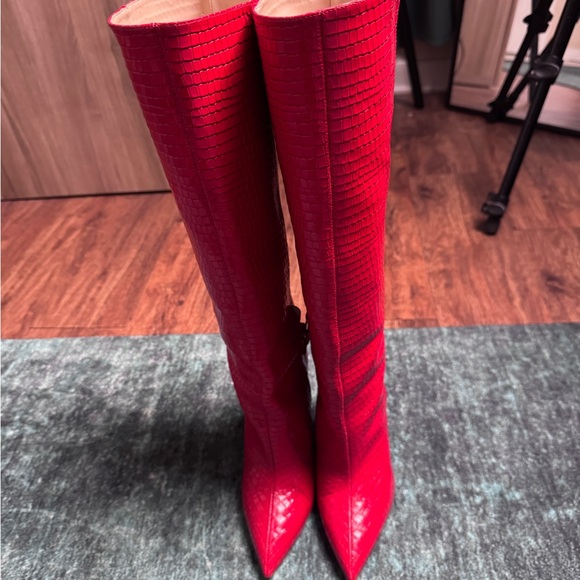 Stuart Weitzman Red Leather Knee Boots purchased but never worn - Picture 5 of 10